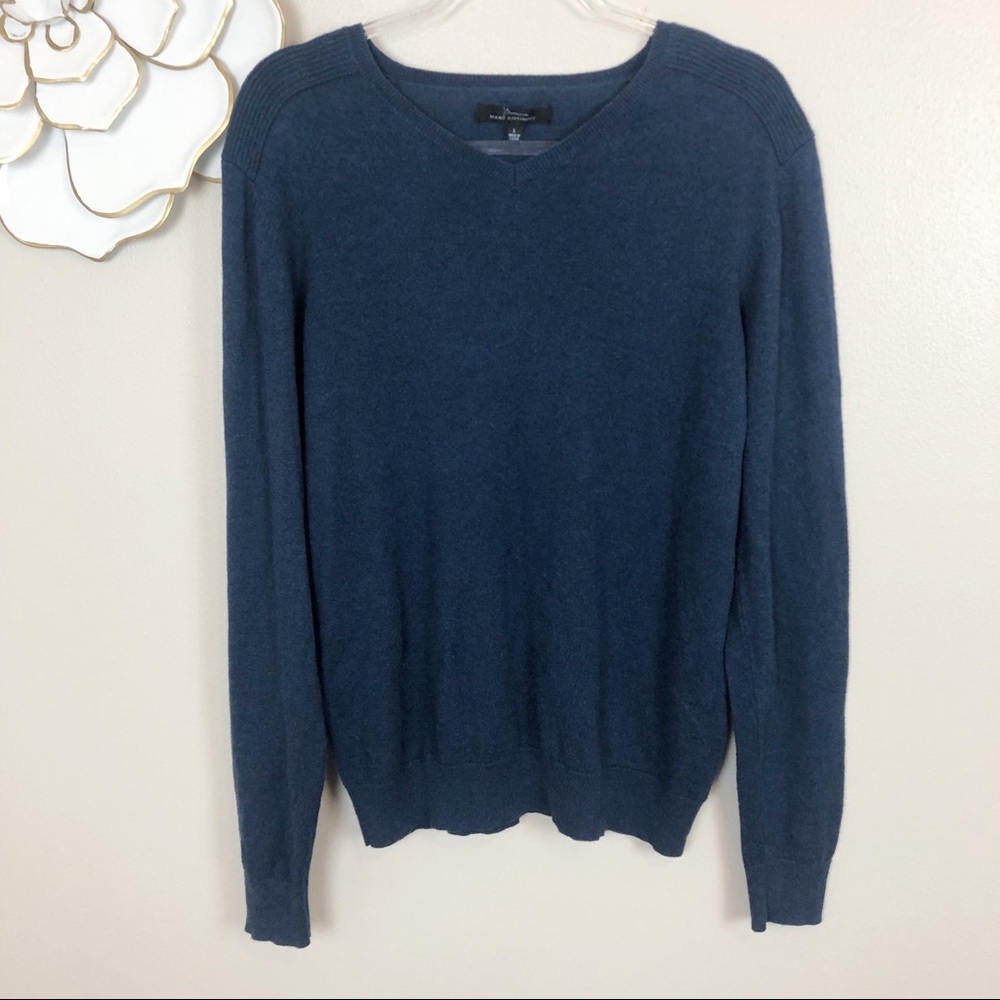 Marc Anthony cashmere blend v neck sweater